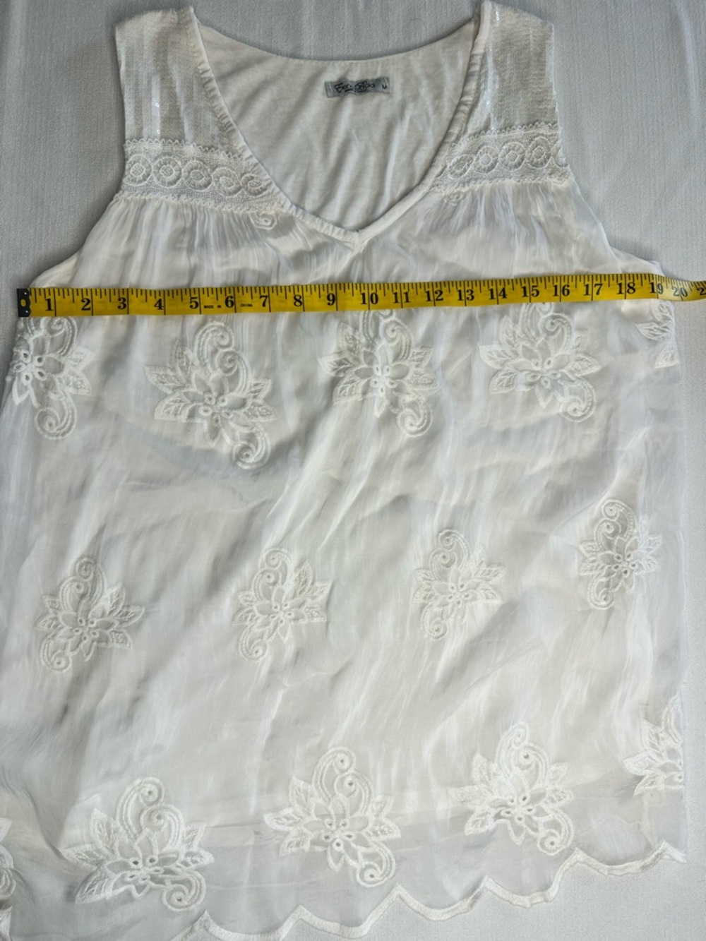 Elena Baldi Silk Embellished Blouse Size Medium Sleeveless Made in Italy Lined - Picture 10 of 11